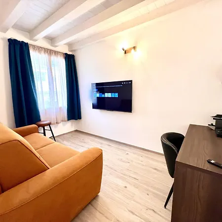 Cinque Terre Hub Art * La Spezia