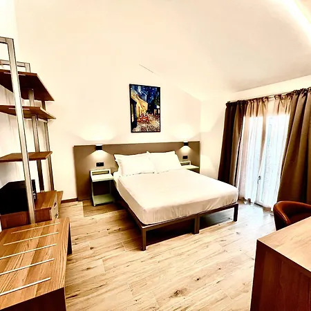 Cinque Terre Hub Art Apartment *