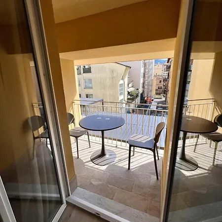 Apartment Cinque Terre Hub Art